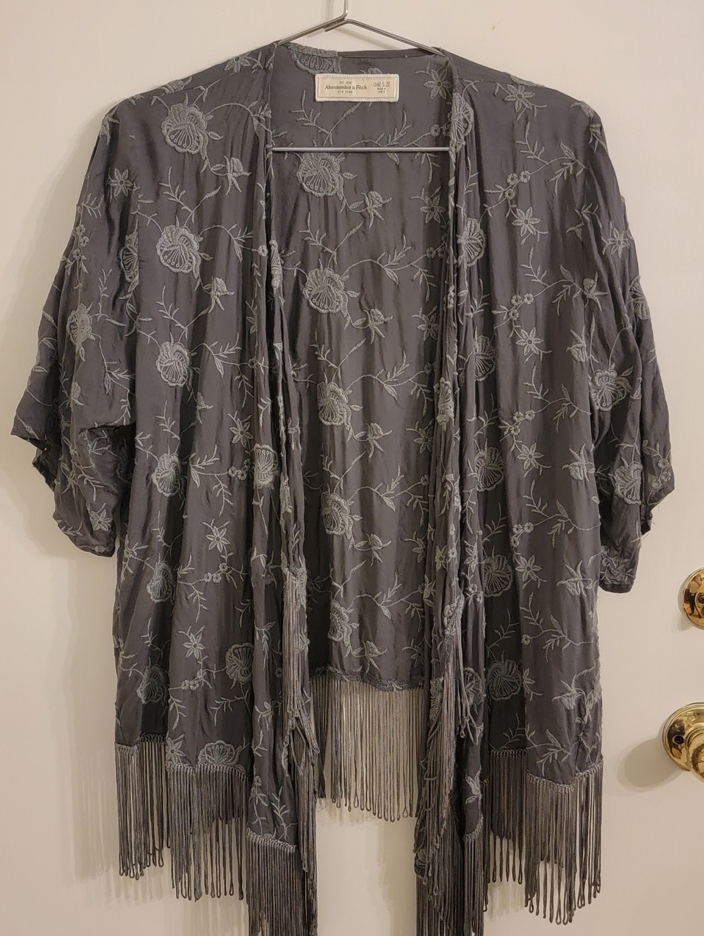 Abercrombie & Fitch Embroidered Fringe Kimono Cardigan in Charcoal Gray